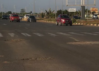 Recuperação de Estradas em Luanda