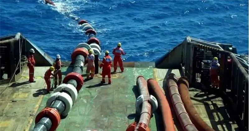 Cabo Submarino 2África