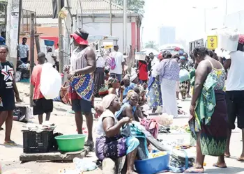 Venda em Locais Impróprios/Luanda