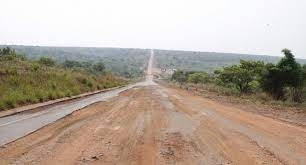 Estrada nacional 105 degradada