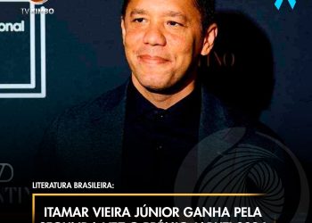 Itamar Vieira Júnior ganha pela segunda vez o Prémio Jabuti 2024