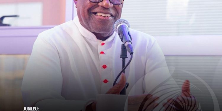 Arquidiocese do Lubango celebra 50 anos de episcopado de Dom Zacarias Kamwenho