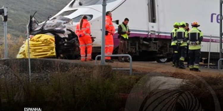 Acidente de comboio mata duas pessoas