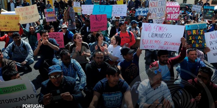 Manifestações opostas  juntam 28 associações