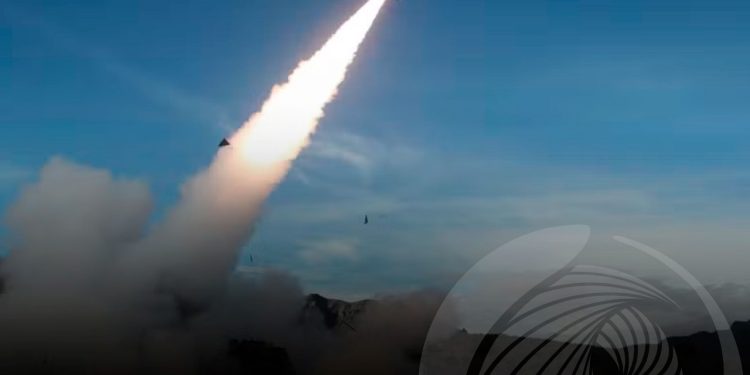 Ucrânia ataca Rússia com mísseis de longo alcance cedidos pelo Reino Unido