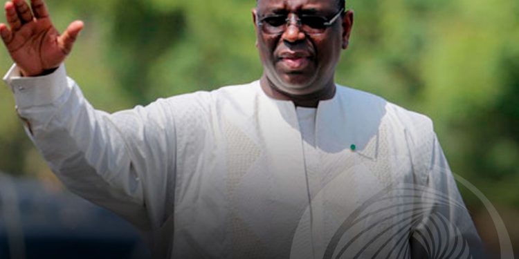 Ex-presidente do Senegal Macky Sall parabeniza o partido PASTEF pela vitória nas eleições