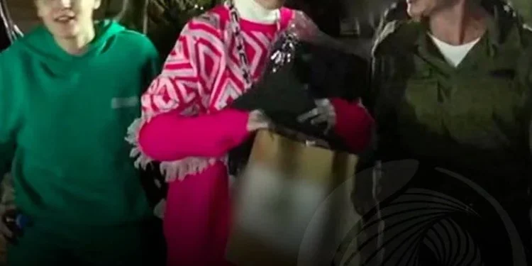 Mulheres reféns libertadas pelo Hamas já se encontram em Israel