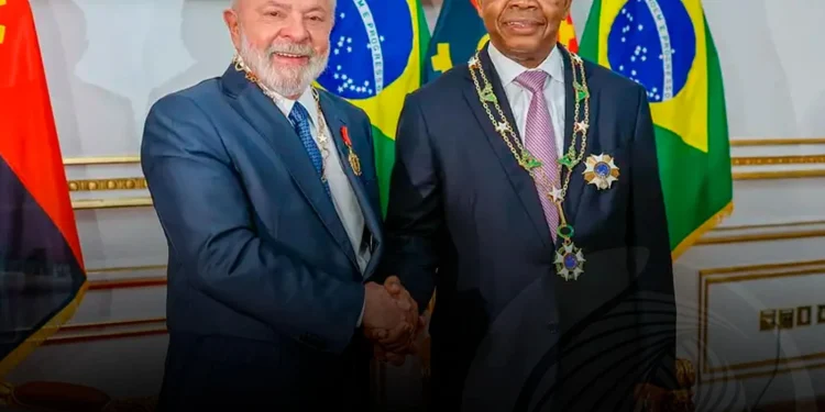 Presidente da República recebe mensagem de Lula da Silva