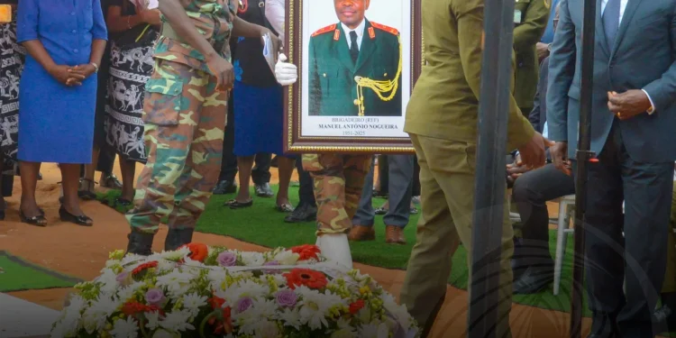 Nacionalista Maneco Nogueira foi a enterrar hoje no cemitério da Santa Ana