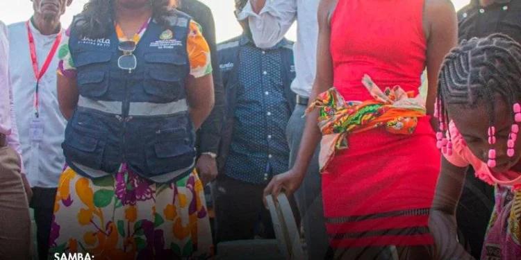 Munícipes do bairro Huambo e zonas adjacentes beneficiam de água potável