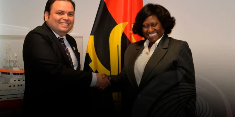 Ministra das Pescas e Recursos Marinhos mantém encontro com encarregado de negócios da Nicarágua