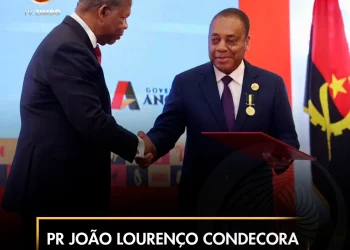 PR João Lourenço condecora Aguinaldo Jaime