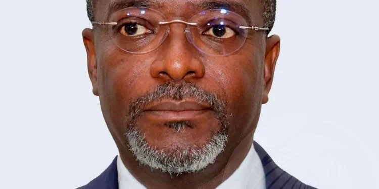 Presidente da República empossa novos embaixadores de Angola no Ghana e na África do Sul