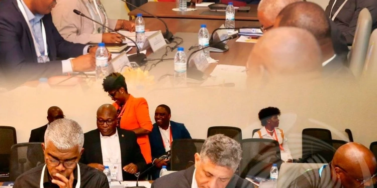 PR João Lourenço reúne-se com o Governo Provincial de Cabinda