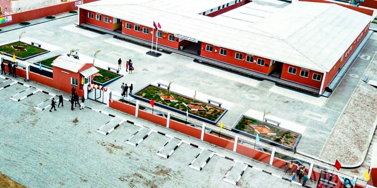 Ministro de Estado para Coordenação  Económica inaugura Complexo Escolar “Hélder Albuquerque”