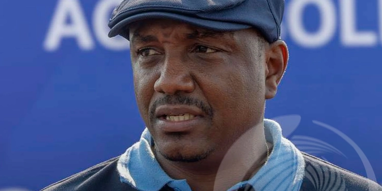 Governador entrega novos meios de locomoção à Administração Municipal de Belas