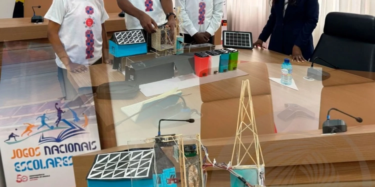 Estudantes angolanos vão representar o país no concurso internacional “STEM África”