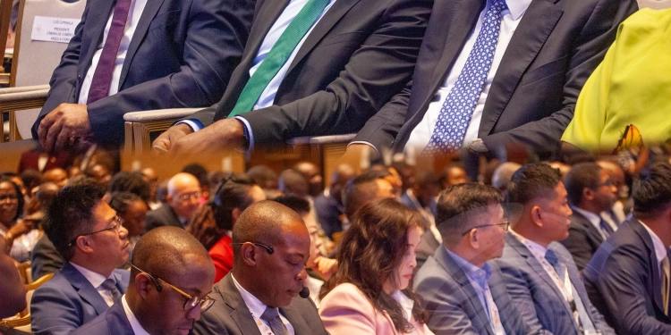 TV ZIMBO e Câmara de Comércio Angola–China promovem “Conferência sobre Relações Comerciais Bilaterais”