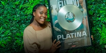 Nair Nany é a primeira artista gospel angolana a conquistar “Disco Platina”