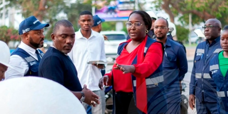 Obras de reabilitação do Cemitério Alto das Cruzes prosseguem sem sobressaltos