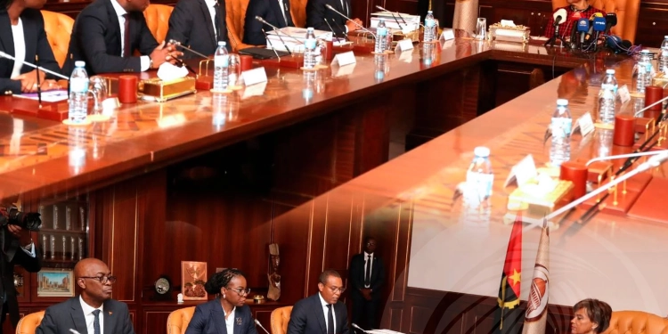 Proposta do OGE 2026 remetida ao Parlamento para apreciação