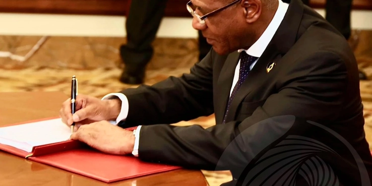 Angola e Alemanha assinam acordos de cooperação em vários domínios