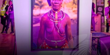 Jornalismo e fotografia unem-se na exposição “Angola Living Experience”