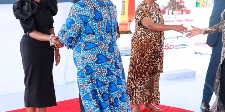 Ministério da Educação realiza cerimónia de cumprimentos de Fim de Ano