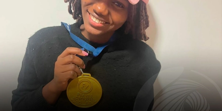 Estudante bolseira angolana conquista medalha de ouro em Portugal