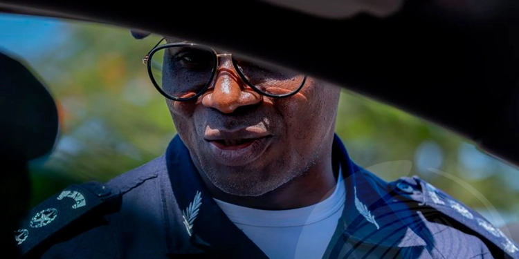 Ministro Manuel Homem promove campanha de sensibilização rodoviária na quadra festiva