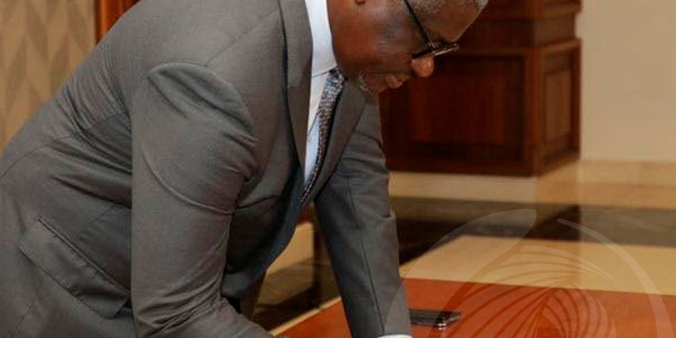 Parlamento angolano:  Empossados novos assessores do Presidente da Assembleia Nacional