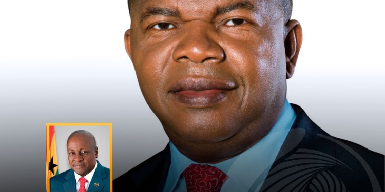 PR João Lourenço felicita Chefe de Estado do Gana pelo Dia Nacional daquele país